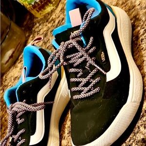 Vans Ultrarange (ultra Cush) Athletic Shoes 🛹